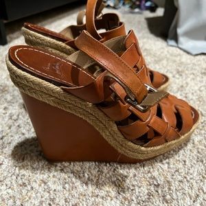 Size 40 (US 9.5) Christian Louboutin Leathwr Wedges